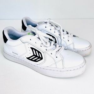 Cariuma White LWG Salvas - Sz 7.5
